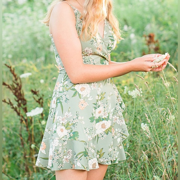 SPEECHLESS Green Tie Ruffled Spaghetti Strap A-line Floral Mini Dress Juniors XL - Picture 3 of 10